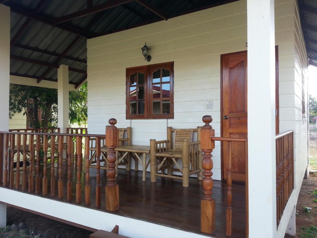 Smile Resort Mae Rim Buitenkant foto