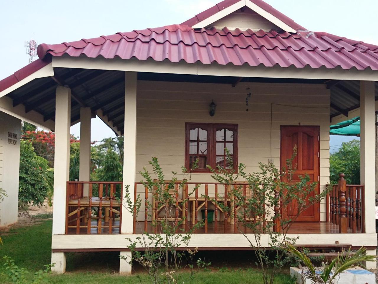 Smile Resort Mae Rim Buitenkant foto