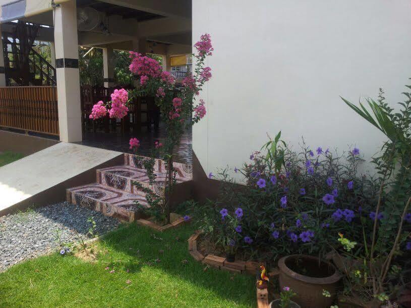 Smile Resort Mae Rim Buitenkant foto