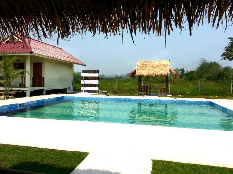 Smile Resort Mae Rim Buitenkant foto